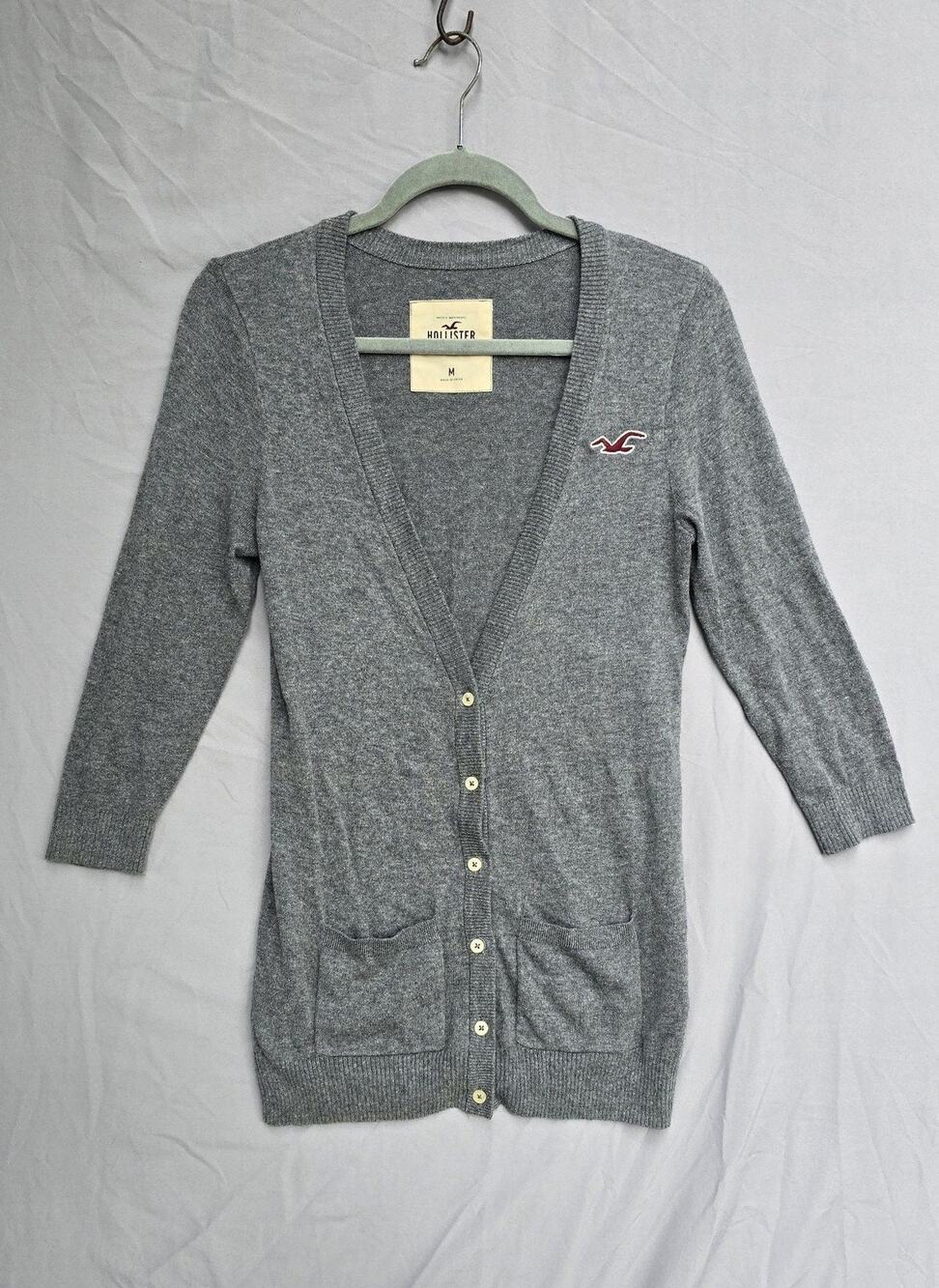 Hollister Cardigan Sweater Womens Medium Gray V Neck Button Pockets 3/4 Sleeve